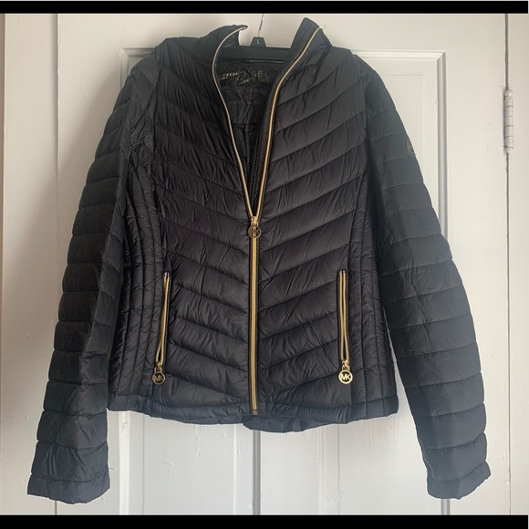 Michael Kors Jackets & Blazers - Michael Kors Puffer Jacket